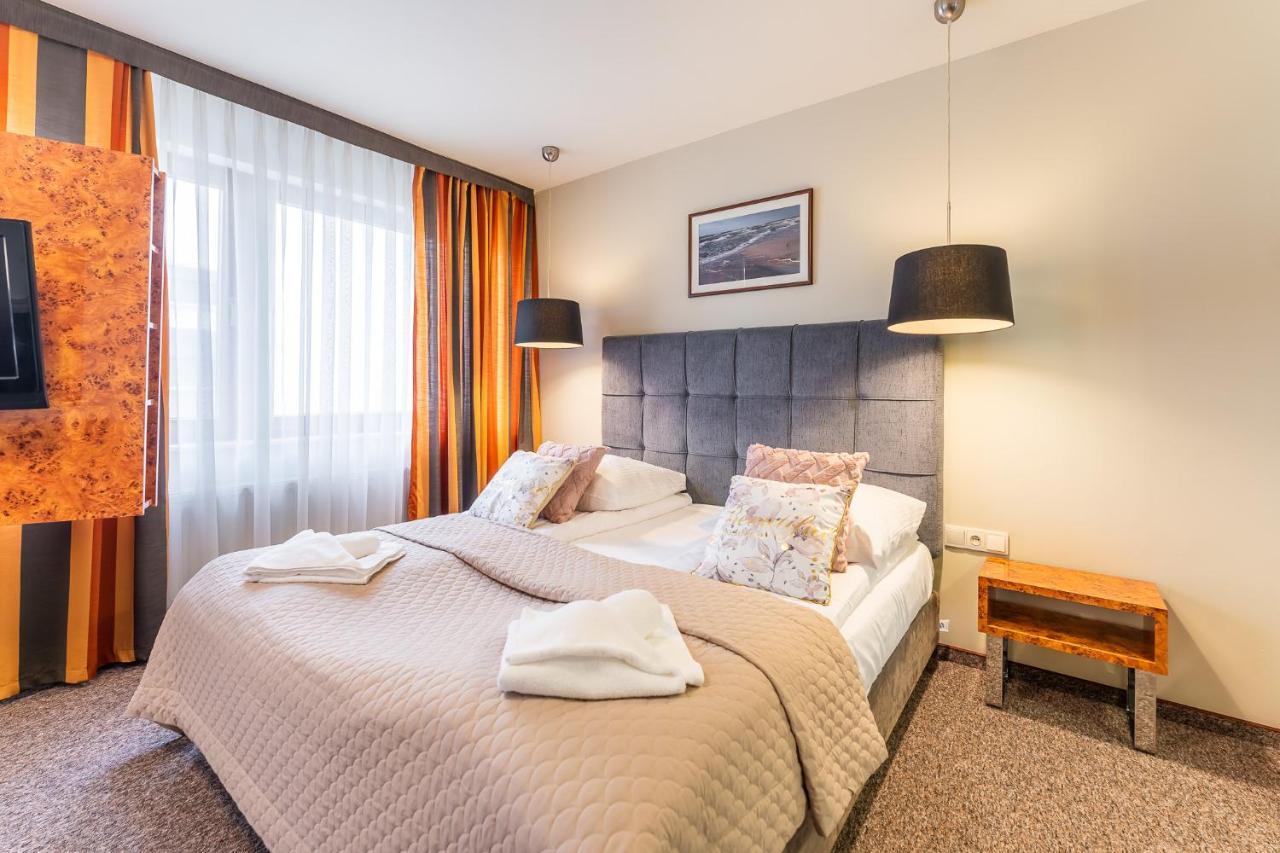 Apartamenty Sand Hotel โควอบเซก ภายนอก รูปภาพ